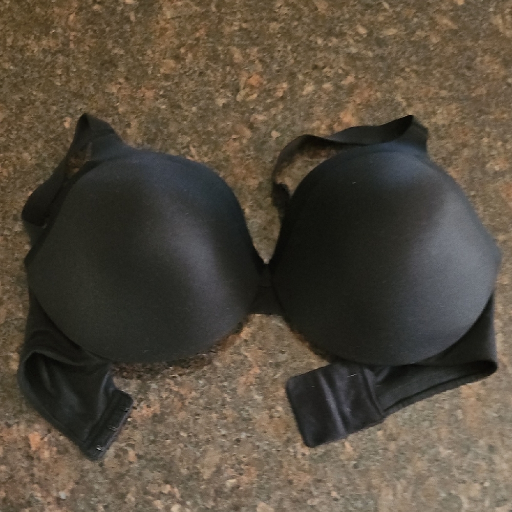 Maidenform Classic Black Bra